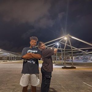 Meet your Posher, Chloe